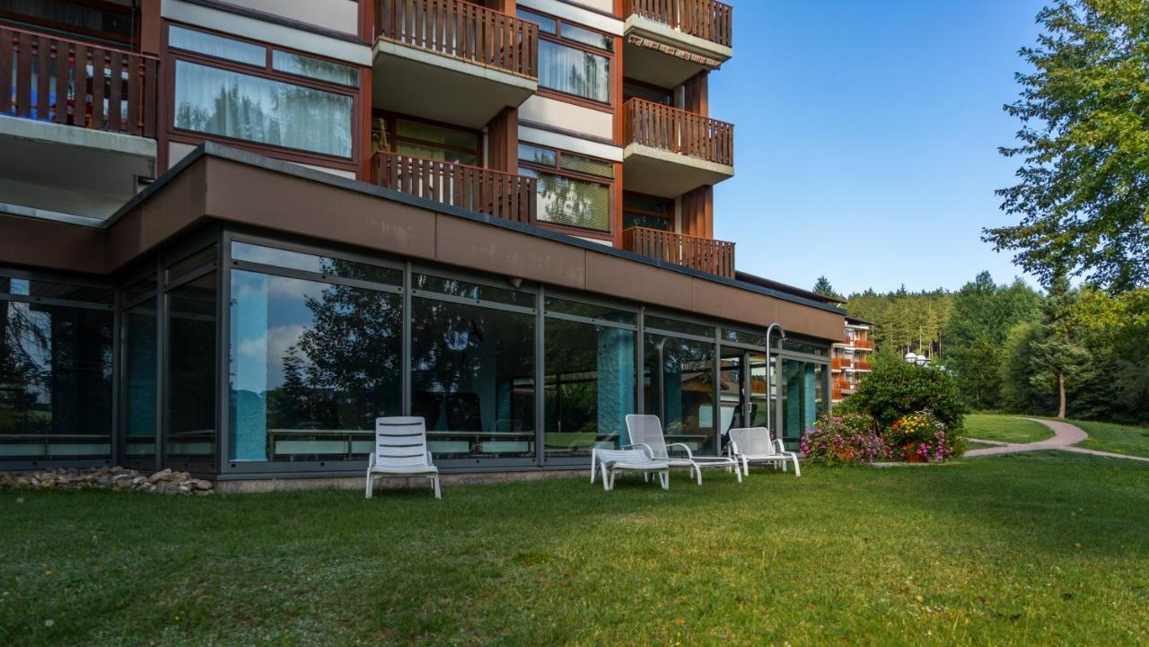 Ferienwohnung Am Schluchsee Mit Balkon & Pool Eksteriør bilde