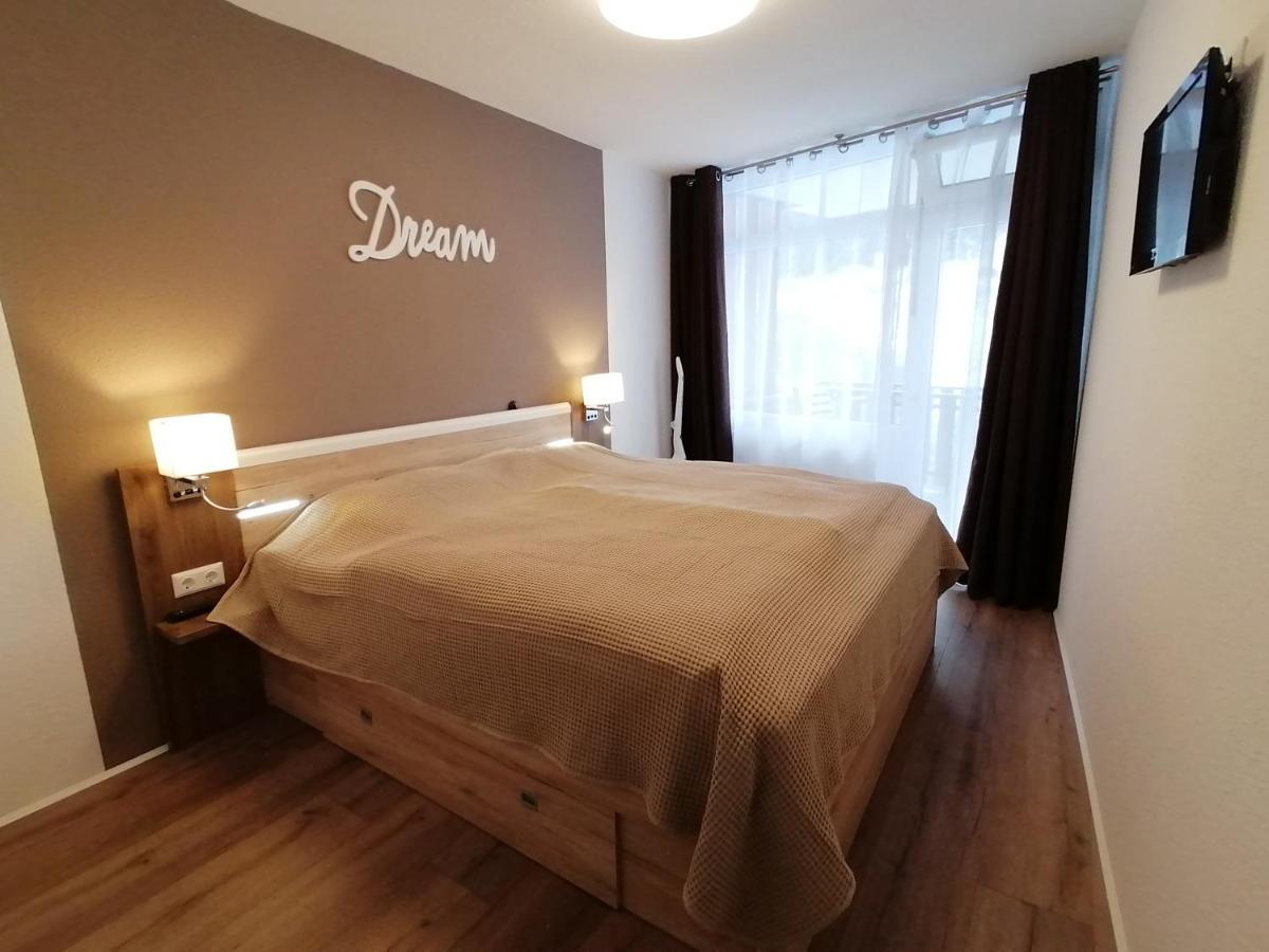 Ferienwohnung Am Schluchsee Mit Balkon & Pool Eksteriør bilde